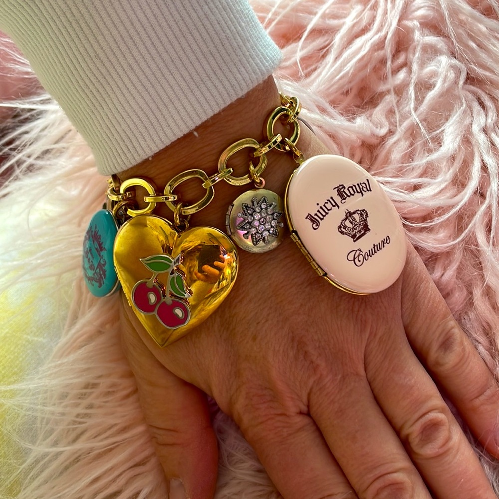 Vintage XL oversized Juicy Couture 6 working locket charm bracelet Y2K NWT